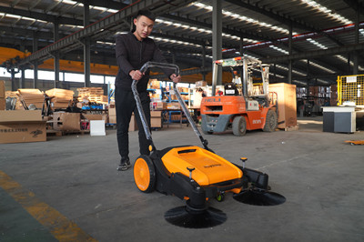 榮事達工業(yè)掃地機 榮事達工業(yè)掃地機.jpg